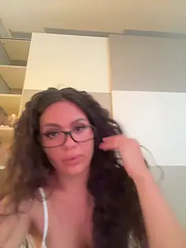 Snapshot of SiennaLuxexx chatting on 21, 7, 2026 SiennaLuxexx online show from 21, 7, 2026