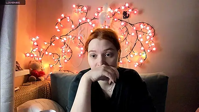 Snapshot of Ungoliant_Kiss chatting on 2, 6, 2026 Ungoliant Kiss online show from 2, 6, 2026