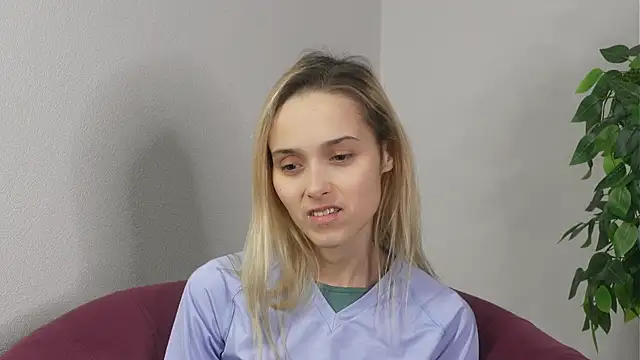 CasieStrawn online show from 5, 12, 2025