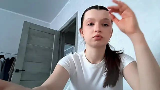 EllieBerrie online show from 10, 2, 2026