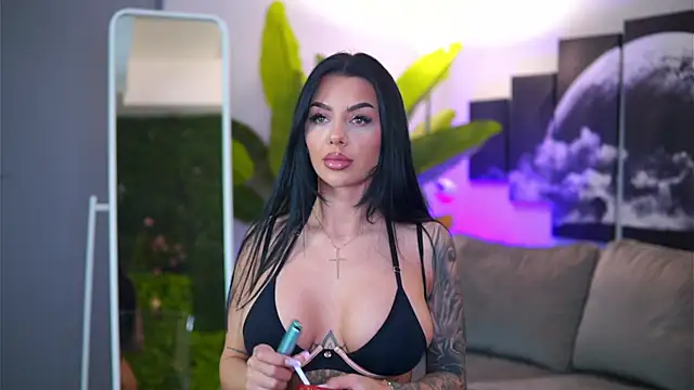 Ivy Trix online show from 17, 2, 2026