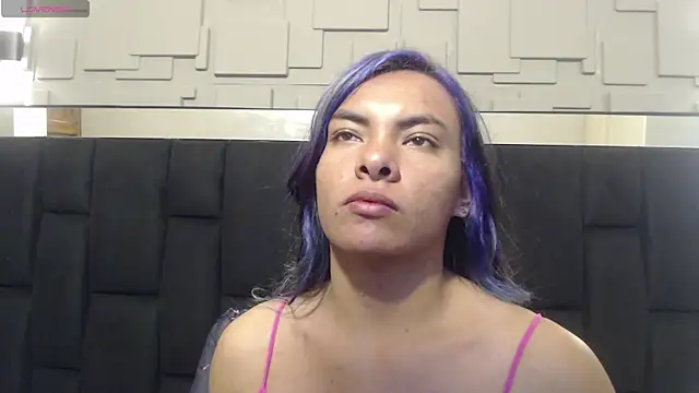 hanna13  online show from 4, 12, 2025