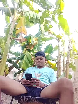 Snapshot of youngboypiss chatting on 2, 2, 2026 youngboypiss online show from 2, 2, 2026