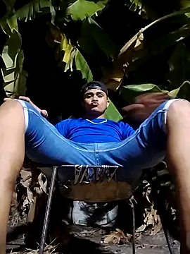 Snapshot of youngboypiss chatting on 6, 2, 2026 youngboypiss online show from 6, 2, 2026