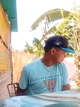 Snapshot of youngboypiss chatting on 3, 3, 2026 youngboypiss online show from 3, 3, 2026