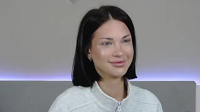 RachaelMils online show from 9, 4, 2026