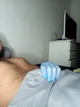 Snapshot of Shotdicks chatting on 4, 12, 2025 Shotdicks online show from 4, 12, 2025