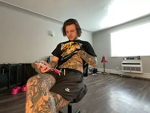 Snapshot of Tatertats chatting on 2, 12, 2025 Tatertats online show from 2, 12, 2025