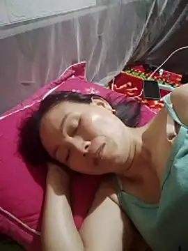 Snapshot of Lili-123k chatting on 28, 2, 2026 Lili-123k online show from 28, 2, 2026