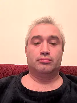 Olomoucak1982 online show from 2, 12, 2025