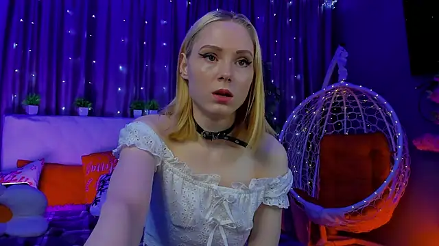 Snapshot of Gina_Gina_love chatting on 15, 2, 2026 Gina Gina love online show from 15, 2, 2026