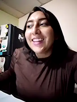 Valeria montana  online show from 9, 3, 2026