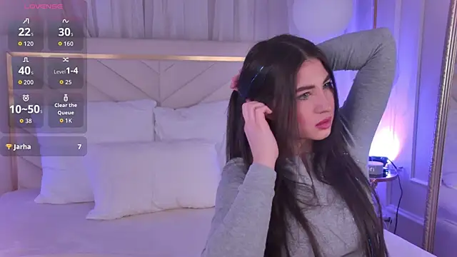 LisaDeviss online show from 7, 2, 2026