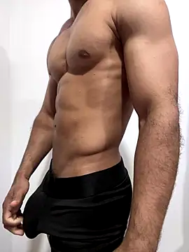 BrunoHot  online show from 4, 12, 2025