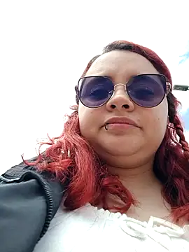 mia-curvy online show from 4, 12, 2025