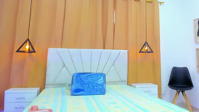 Snapshot of Kamila_Steward chatting on 15, 1, 2026 Kamila Steward online show from 15, 1, 2026