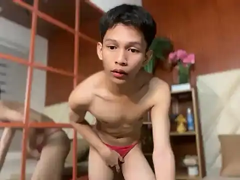 Snapshot of TheBoyAboveYou chatting on 1, 2, 2026 TheBoyAboveYou online show from 1, 2, 2026