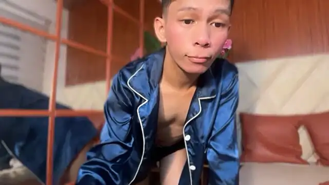 Snapshot of TheBoyAboveYou chatting on 21, 2, 2026 TheBoyAboveYou online show from 21, 2, 2026