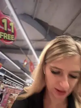 Snapshot of Betsy chatting on 19, 1, 2025 Betsy online show from 19, 1, 2025