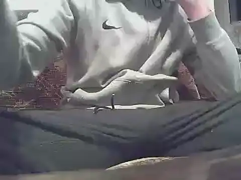 Snapshot of SweetCock40 chatting on 4, 12, 2025 SweetCock40 online show from 4, 12, 2025