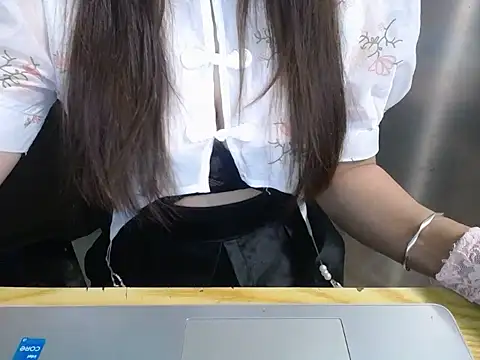 maian love online show from 8, 3, 2026