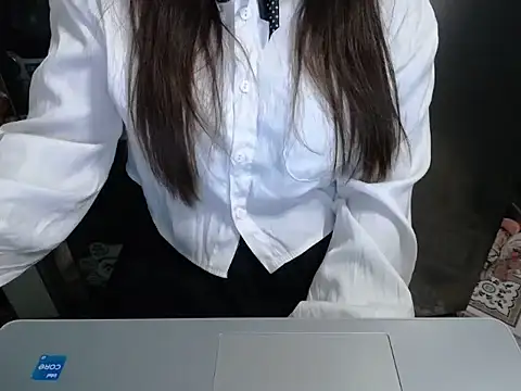 Snapshot of maian_love chatting on 30, 4, 2026 maian love online show from 30, 4, 2026