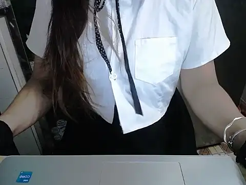 Snapshot of maian_love chatting on 2, 6, 2026 maian love online show from 2, 6, 2026