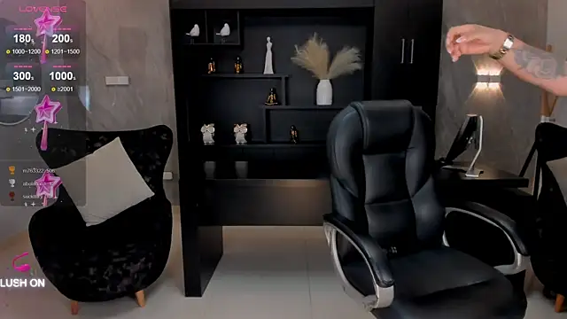 Snapshot of ChloeManson chatting on 13, 12, 2024 ChloeManson online show from 13, 12, 2024