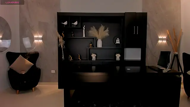 Snapshot of ChloeManson chatting on 18, 3, 2025 ChloeManson online show from 18, 3, 2025