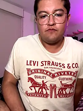 Snapshot of bready272 chatting on 3, 12, 2025 bready272 online show from 3, 12, 2025