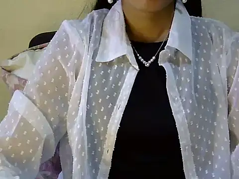 Snapshot of Shab_M chatting on 8, 5, 2026 Shab M online show from 8, 5, 2026