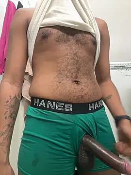 curvyuncut online show from 13, 4, 2026