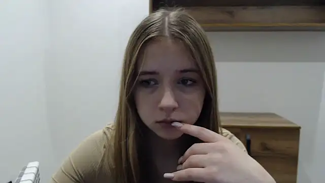 SweetBellaa  online show from 16, 12, 2025