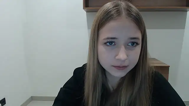 SweetBellaa  online show from 12, 1, 2026