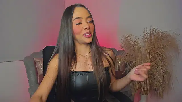 Kamilamonroe online show from 27, 6, 2026