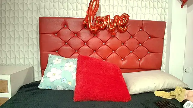 Snapshot of Elizabetth_Roman chatting on 19, 2, 2026 Elizabetth Roman online show from 19, 2, 2026