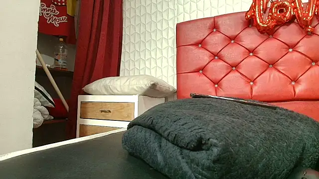 Snapshot of Elizabetth_Roman chatting on 23, 2, 2026 Elizabetth Roman online show from 23, 2, 2026