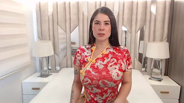 KcristalWhite online show from 2, 3, 2026