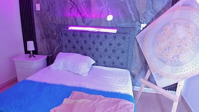 Snapshot of Alicee_Stonee_ chatting on 6, 1, 2026 Alicee Stonee online show from 6, 1, 2026