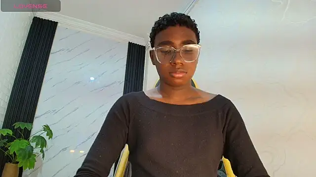 teylor lovee online show from 12, 2, 2026