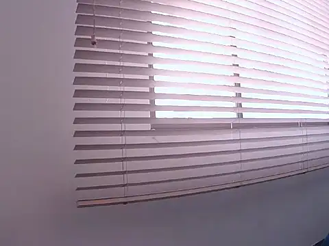 Fernanda andrew online show from 11, 3, 2026