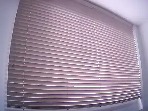 Fernanda andrew online show from 18, 4, 2026