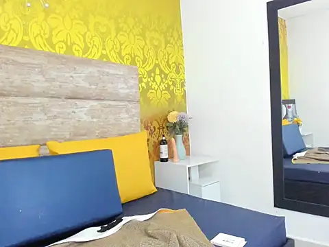 Samantha Ortiz69 online show from 17, 4, 2026