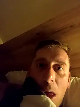 Snapshot of pervforyoi chatting on 4, 12, 2025 pervforyoi online show from 4, 12, 2025