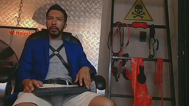 logan mercer online show from 5, 12, 2025