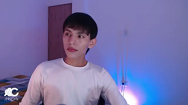 andrew courtzz online show from 11, 4, 2026