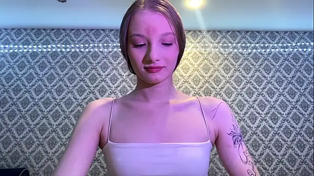 Cleonoth2o online show from 18, 12, 2025