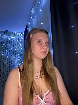 nelli lux  online show from 19, 1, 2026