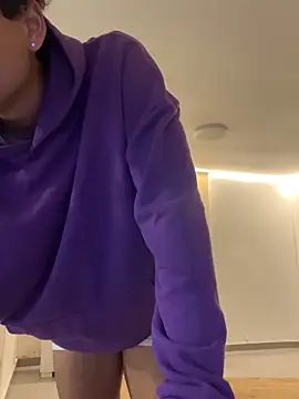 OnlyTyroone online show from 8, 4, 2026