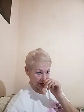 Snapshot of Calypso-Loove chatting on 4, 3, 2026 Calypso-Loove online show from 4, 3, 2026